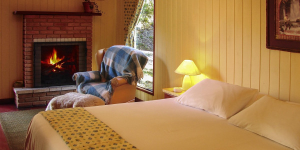 Spanie na starym materacu - czym ono grozi?